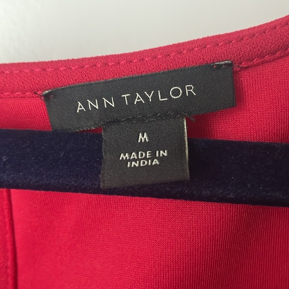 Ann Taylor cold shoulder top. - Picture 3 of 3